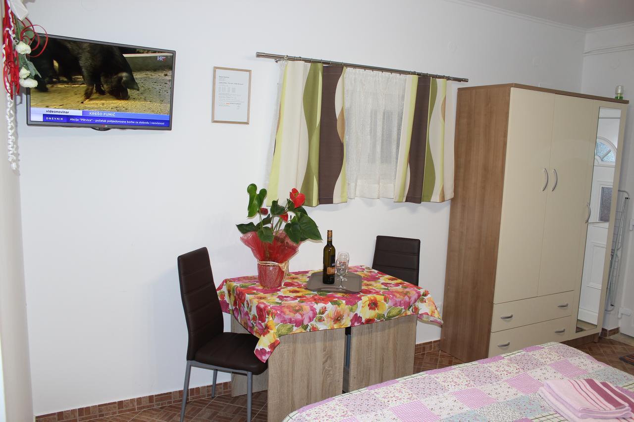 Rooms Katarina Kadumi Exterior foto