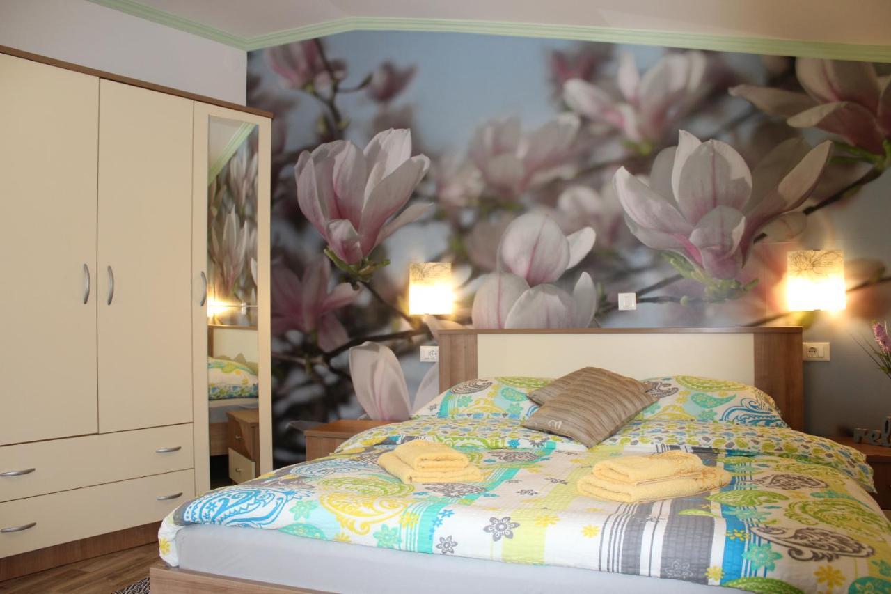 Rooms Katarina Kadumi Exterior foto